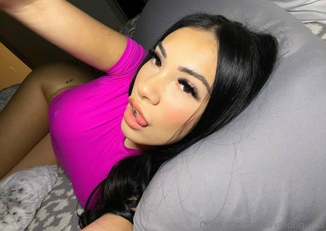 tayrodriguezz onlyfans images