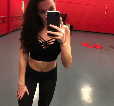 Hanna Zellers leaked onlyfans nudes