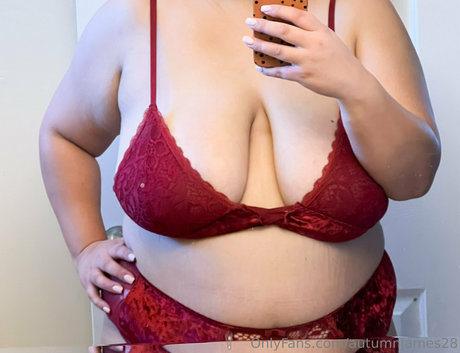 autumnjames28 onlyfans leaked photos