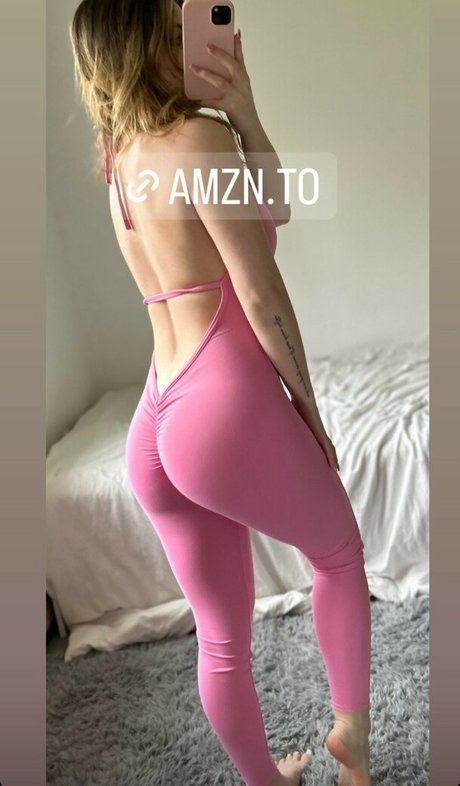 Julia Gratton onlyfans nudes leaks