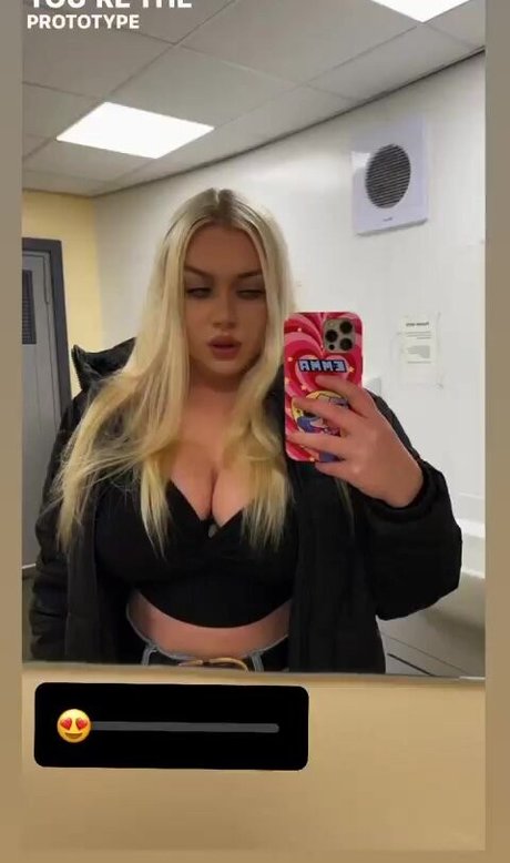 Emma H nude only fans leaks