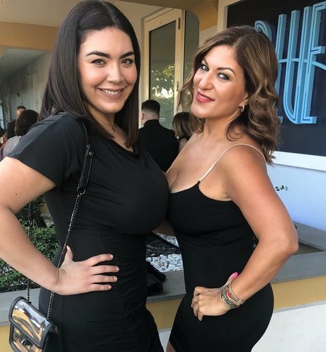 Nicky Nicole joi onlyfans