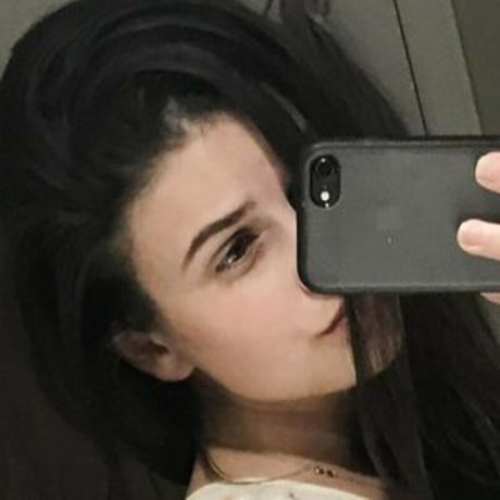 Irretentive only fans nude