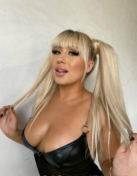 dialmyhotline leak only fans