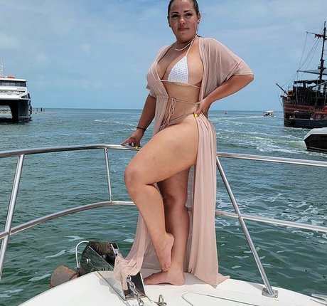 TemptationNena only fans review