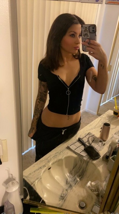 tattooedgem619 onlyfans leaked.