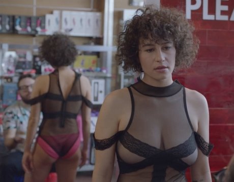 Ilana Glazer only fans porn
