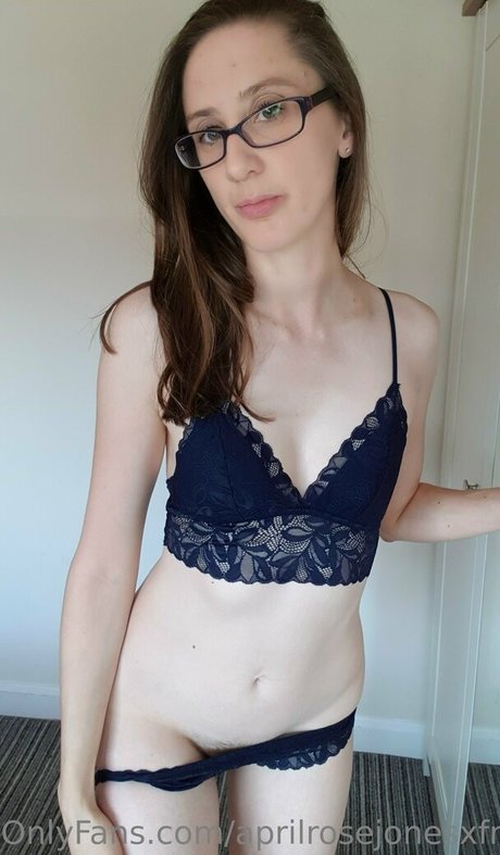 aprilrosejonesxfree onlyfans mega