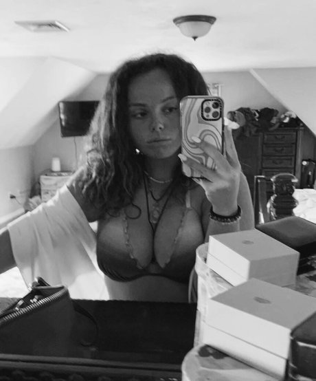 Hannah B onlyfans nudes