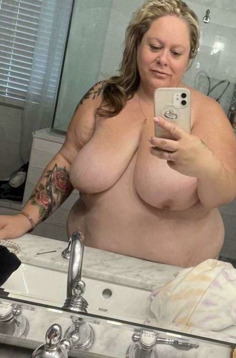 Kukake Kreme onlyfans public photos