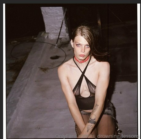 ts drowning lessons new onlyfans leaks