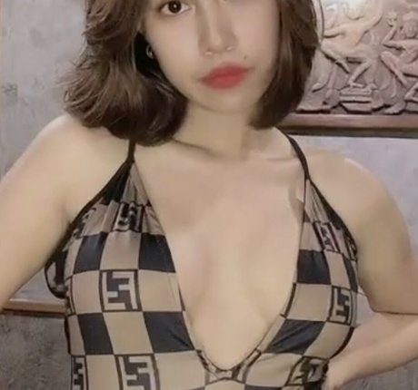 ASMRbyDee leaked onlyfans