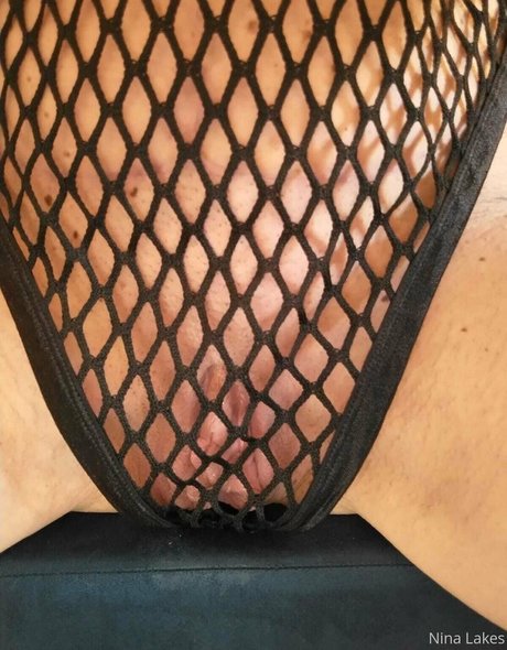 nina lakes only fans nudes