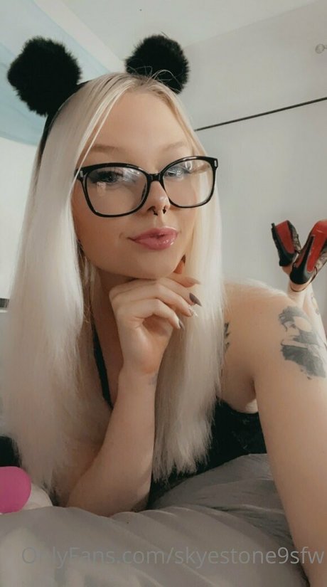 skyestone9sfw onlyfans leaks nude