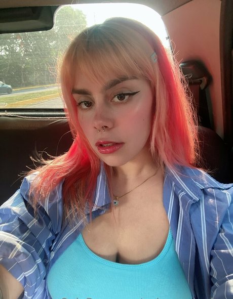 poisonyvieefree onlyfans porn leaks