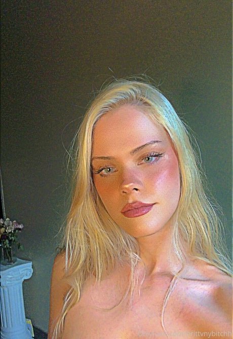 brittvnybitchh only fans photos