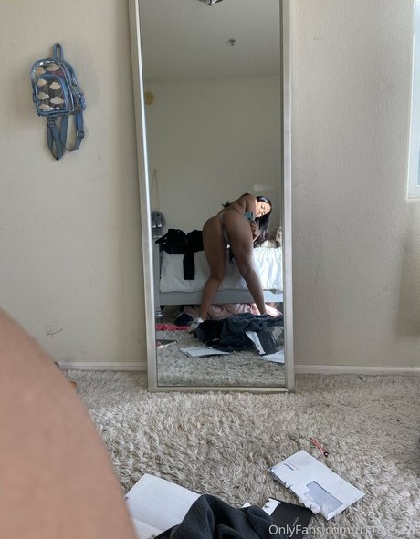 poutygirltv onlyfans nude