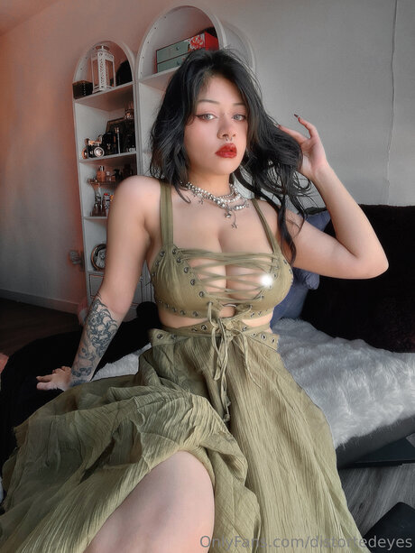 Distortedeyes onlyfans content type