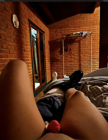 Paola Buzzone sexy onlyfans