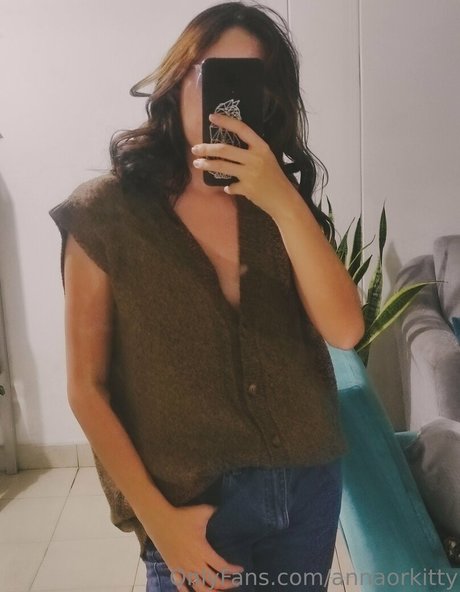 annaorkitty onlyfans sextape