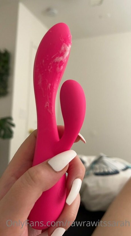 rawrawitssarah onlyfans model photos