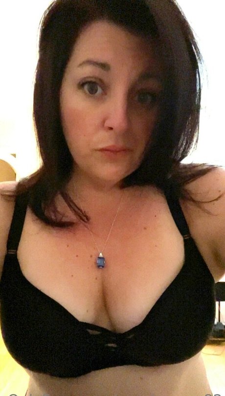 ronnie rae 82 free onlyfans