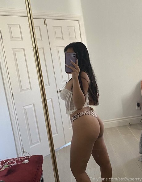 str6wberrry onlyfans.