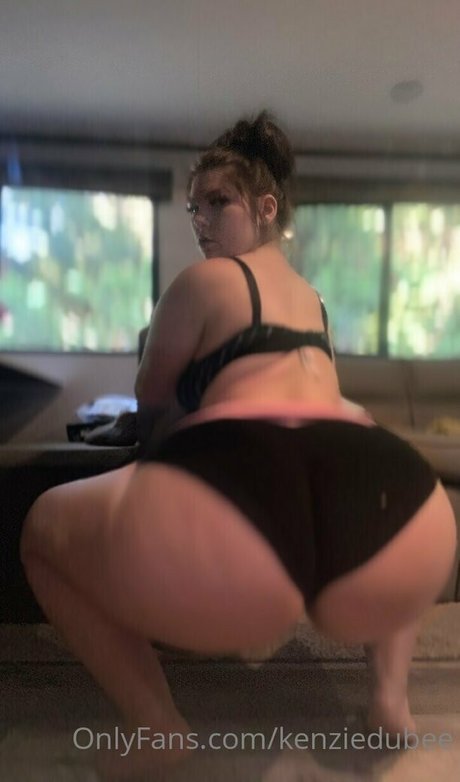 kenziedubee onlyfans boobs