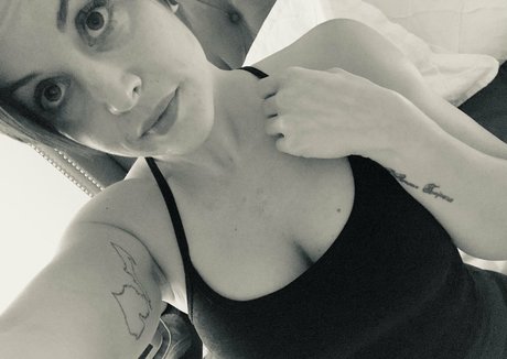 unconstrainedbyu naked only fans