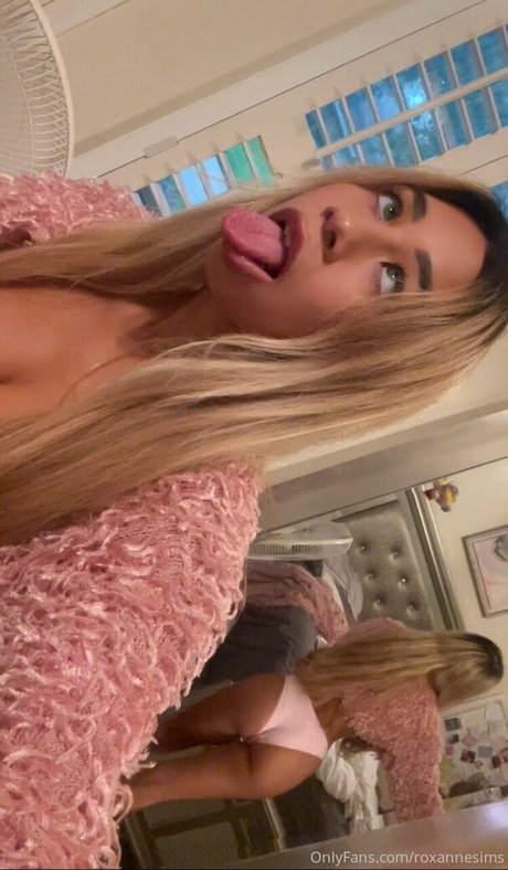 roxannesims onlyfans sextape leak