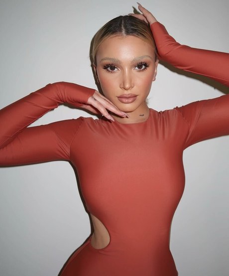 Camaryn Swanson porn onlyfans leak