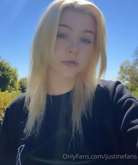 justinefans onlyfans leaked tits