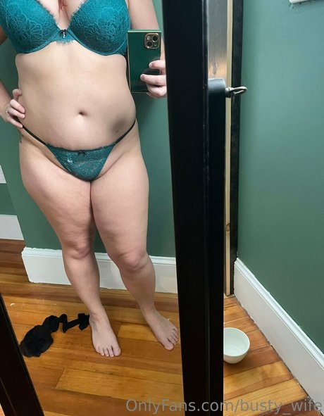 busty wife onlyfans porn