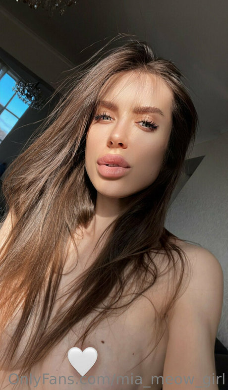 mia meow girl onlyfans strip