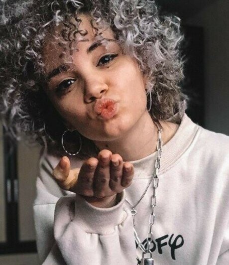 Vikamccline onlyfans de