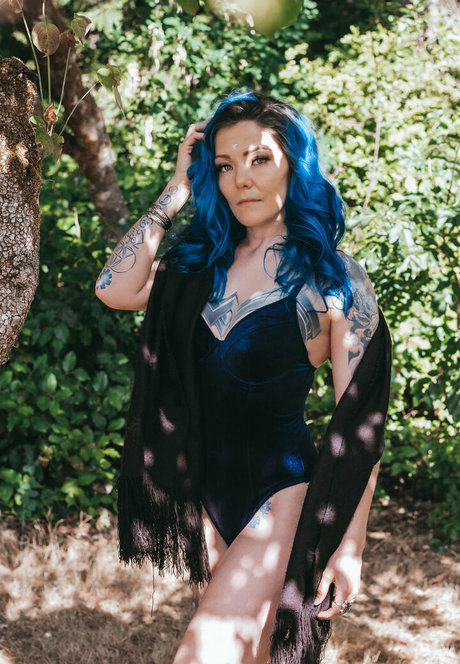 rainingembers onlyfans leaked.