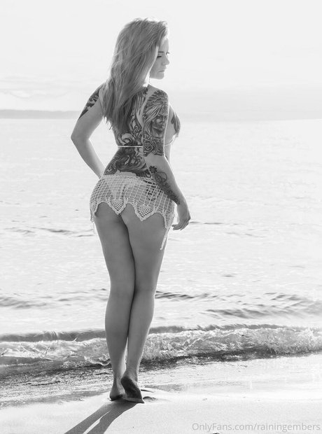 rainingembers onlyfans fuck