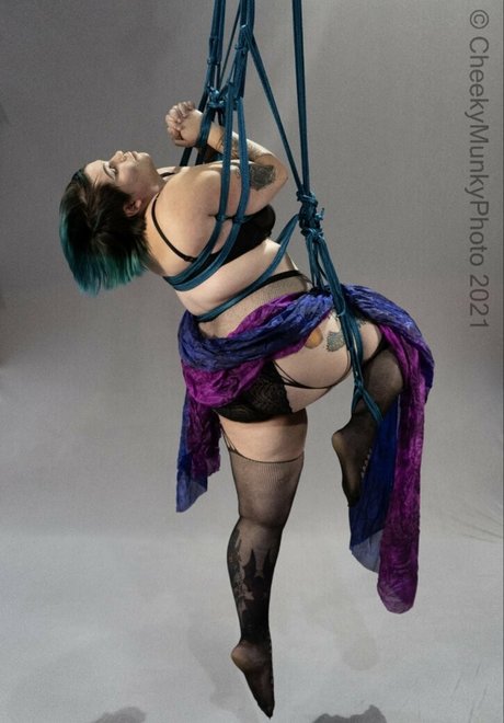 thighhighcosplay onlyfans explicit content