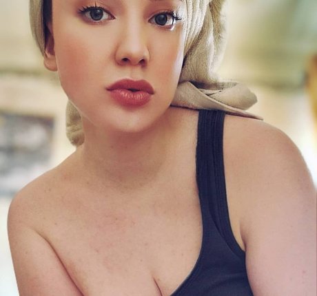 Lena Leyman onlyfans leaks sex