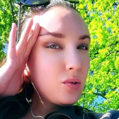 Lena Leyman onlyfans model