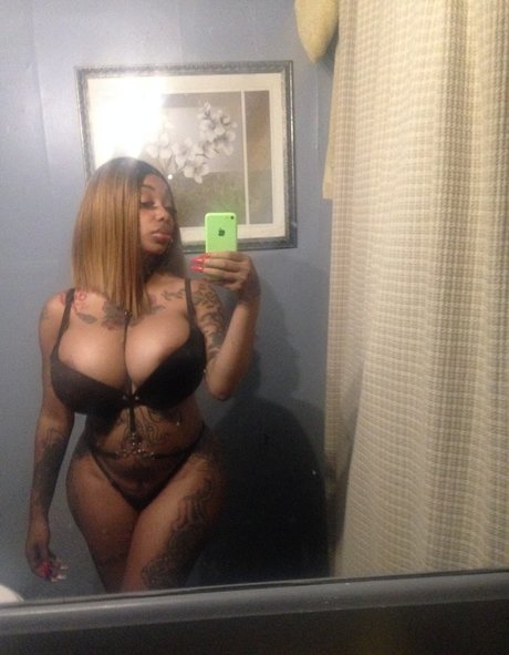 Creamyexotica Profile pic