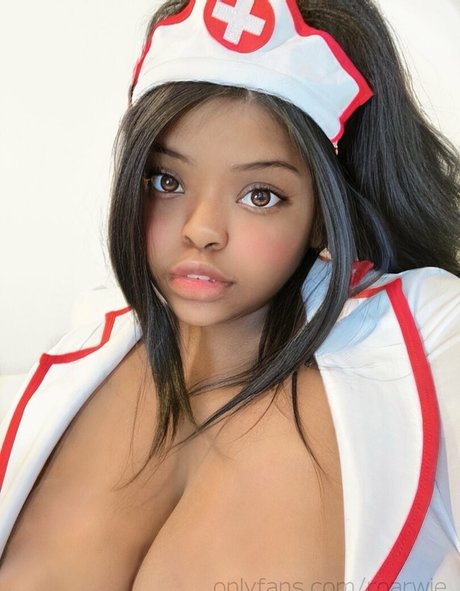 roarwie nude onlyfans leaks