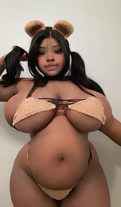 roarwie onlyfans boobs