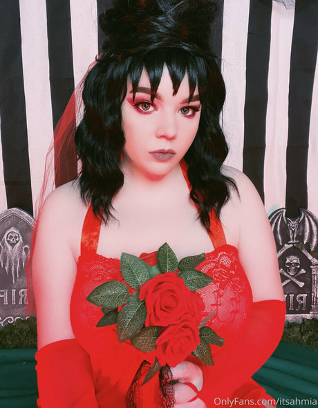 itsahmia onlyfans leaks xxx