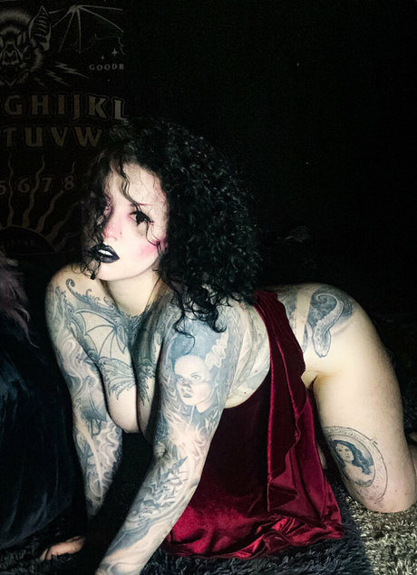 adellaaddams onlyfans leams