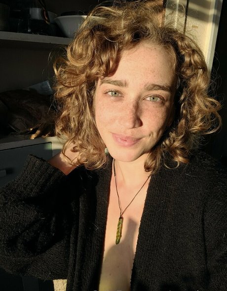 onasinova Profile pic