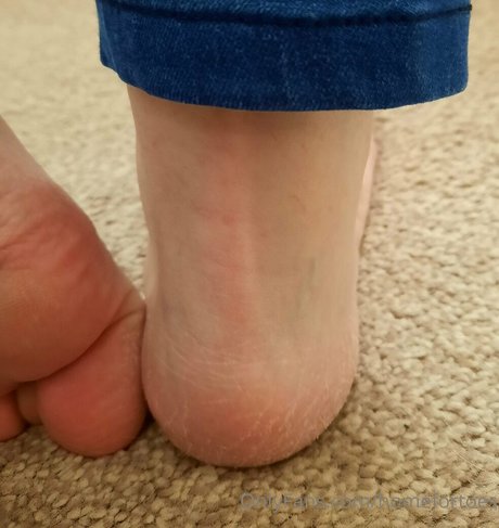 homefortoes onlyfans naked leaked
