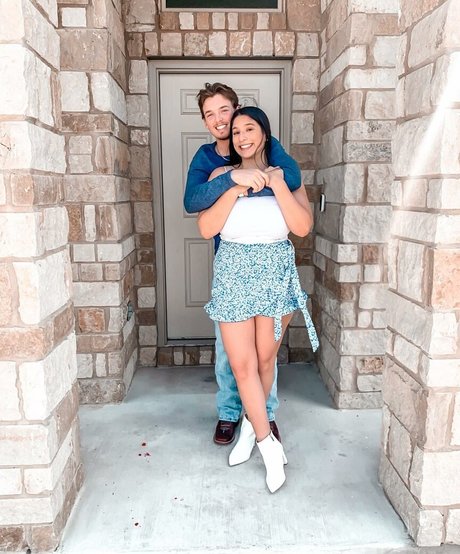 Kaylee Eller onlyfans leak