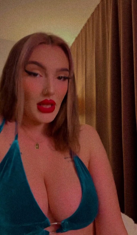 Alessia Aniki onlyfans leaked nude