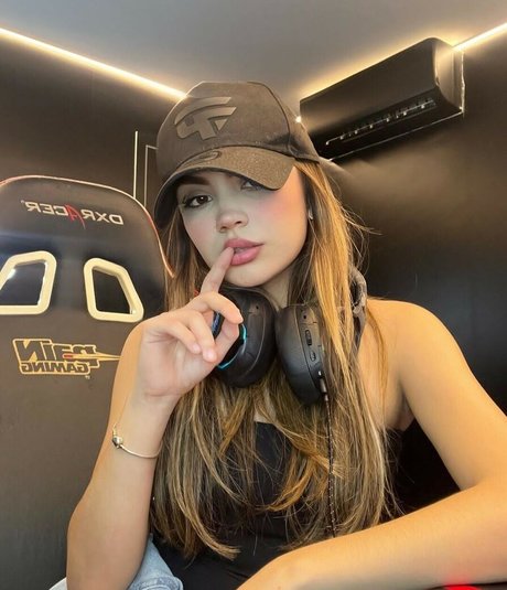 Barbara Emely onlyfans naked leaks